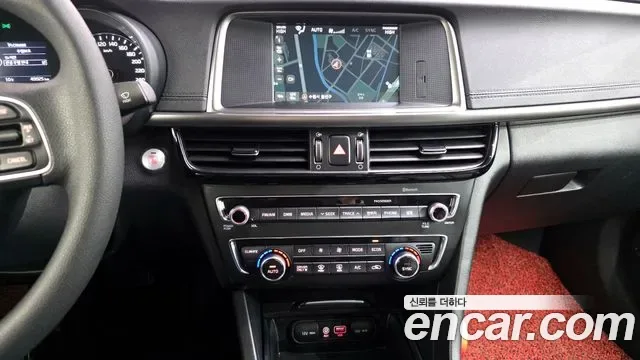 Kia K5 Hybrid, 2016 — фото 16