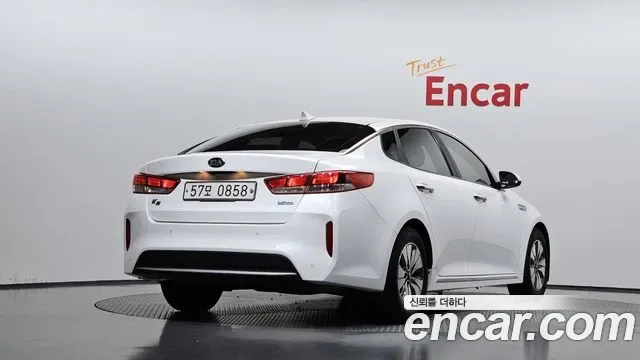 Kia K5 Hybrid, 2016 — фото 2