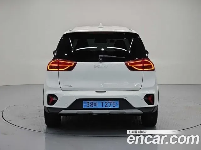 Kia Niro Plus, 2022 — фото 3