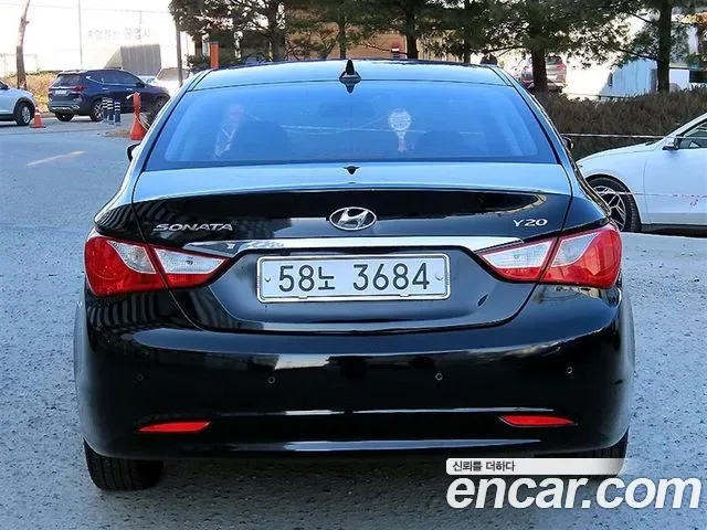 Hyundai Sonata YF Sonata, 2010 — фото 4