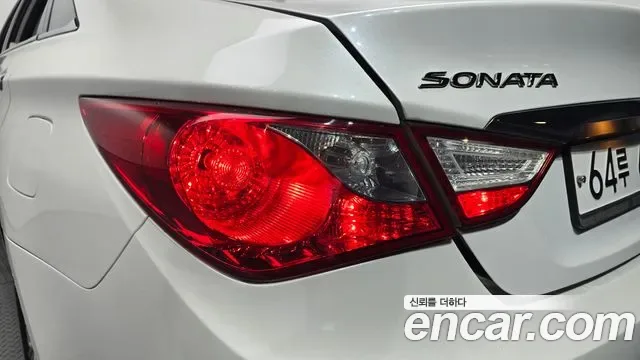 Hyundai Sonata YF Sonata, 2010 — фото 17