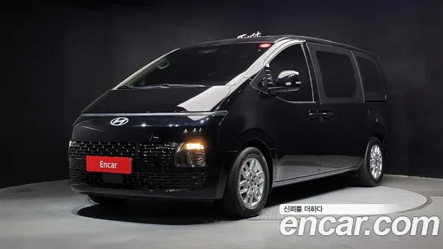 Hyundai Staria