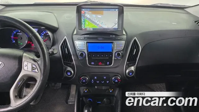 Hyundai Tucson ix, 2012 — фото 15