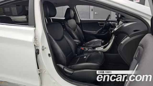 Hyundai Avante MD, 2010 — фото 12