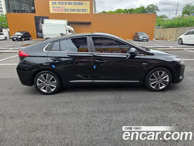 Hyundai Ioniq Ionic Hybrid, 2016 — фото 7