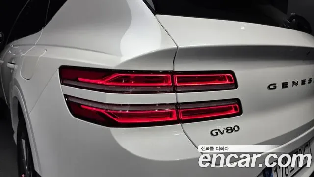 Genesis Gv80, 2025 — фото 23