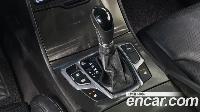 Hyundai Grandeur HG Hybrid, 2016 — фото 9