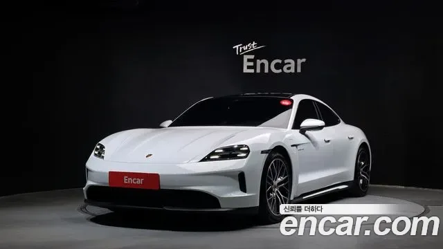 Porsche Taycan Tycan