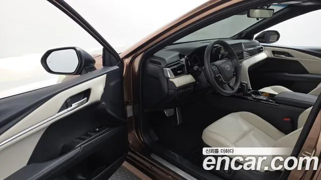 Toyota Camry xv80, 2025 — фото 10