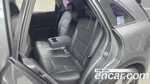 Kia Niro, 2016 — фото 12
