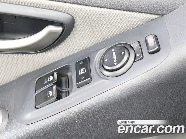 Hyundai Starex Grand Starex, 2011 — фото 12