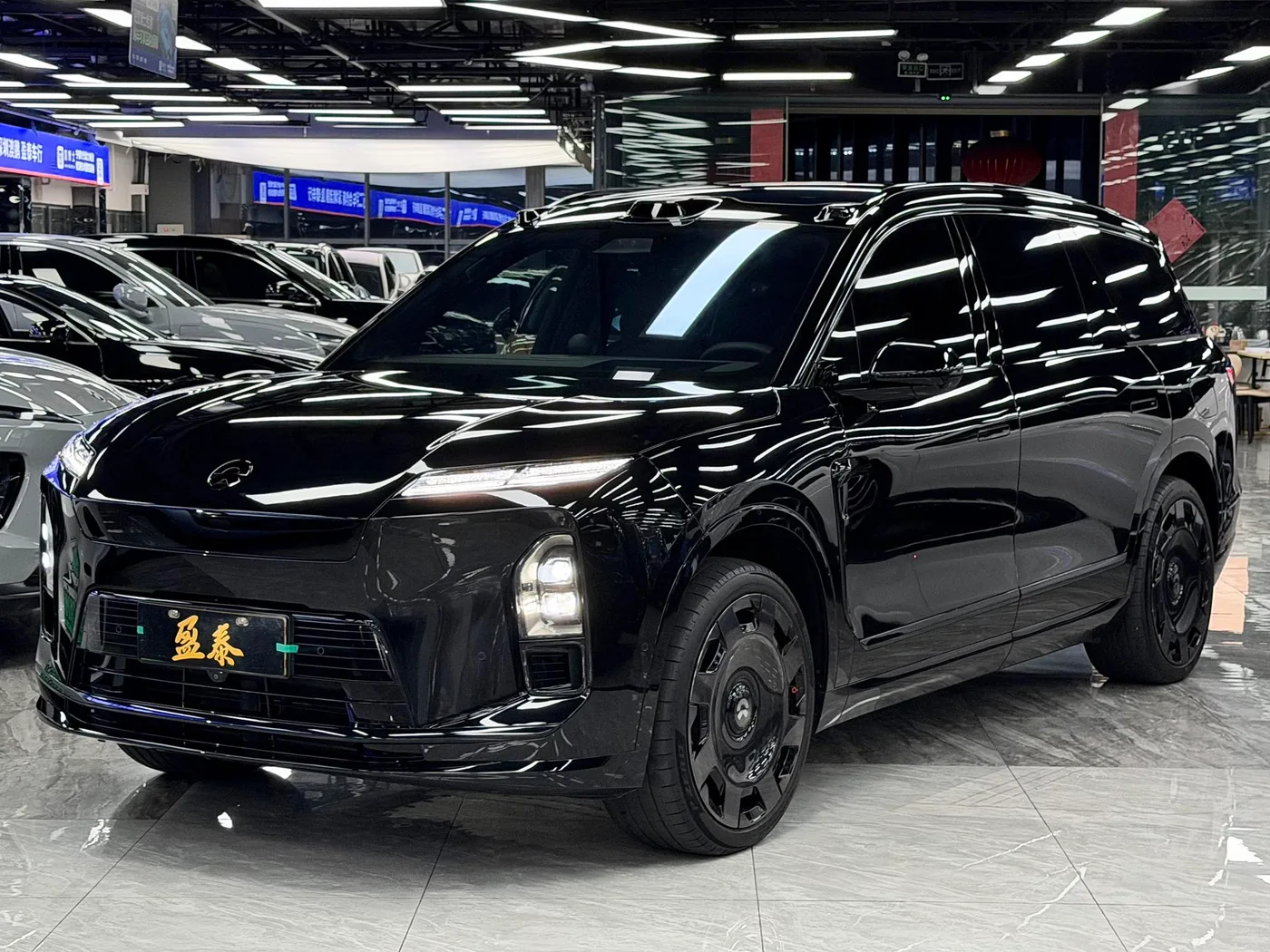 NIO ES8