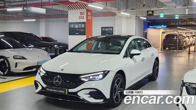 Mercedes-Benz Eqe V295