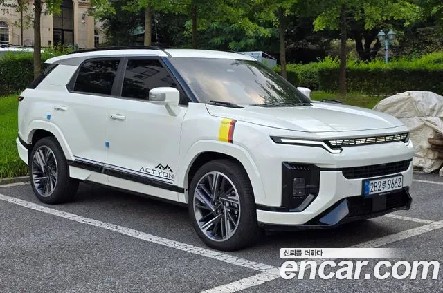 KG_Mobility_Ssangyong Actyon Activian, 2025 — фото 3
