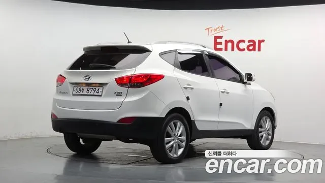 Hyundai Tucson ix, 2012 — фото 2
