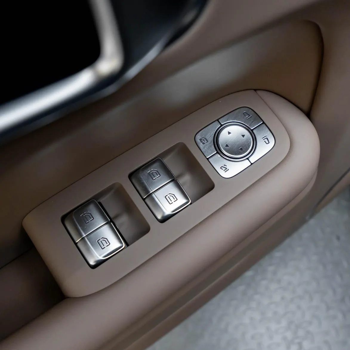 Li Auto Ideal L7, 2025 — фото 25