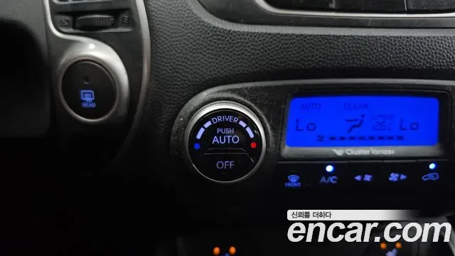 Hyundai Tucson ix, 2010 — фото 16