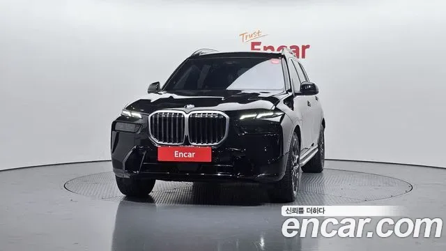 BMW X7 G07, 2025 — фото 3