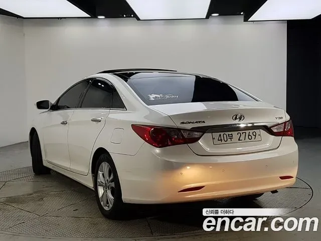 Hyundai Sonata YF Sonata, 2010 — фото 4