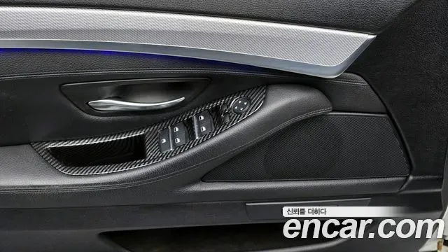 BMW 5-Series F10, 2013 — фото 19
