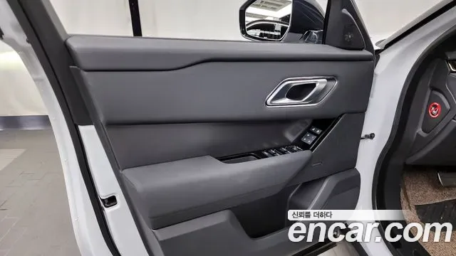Land Rover Range Rover Velar Range Rover Bella, 2025 — фото 24